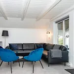 Holiday home Luxury Retreat With Pool - By Traum