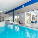 Holiday home Luxury Retreat With Pool - By Traum