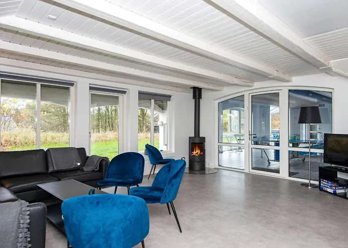 Luxury Retreat With Pool - By Traum