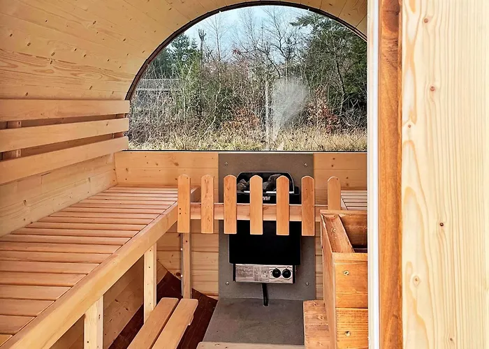 Luxury Retreat With Pool - By Traum Nyaraló